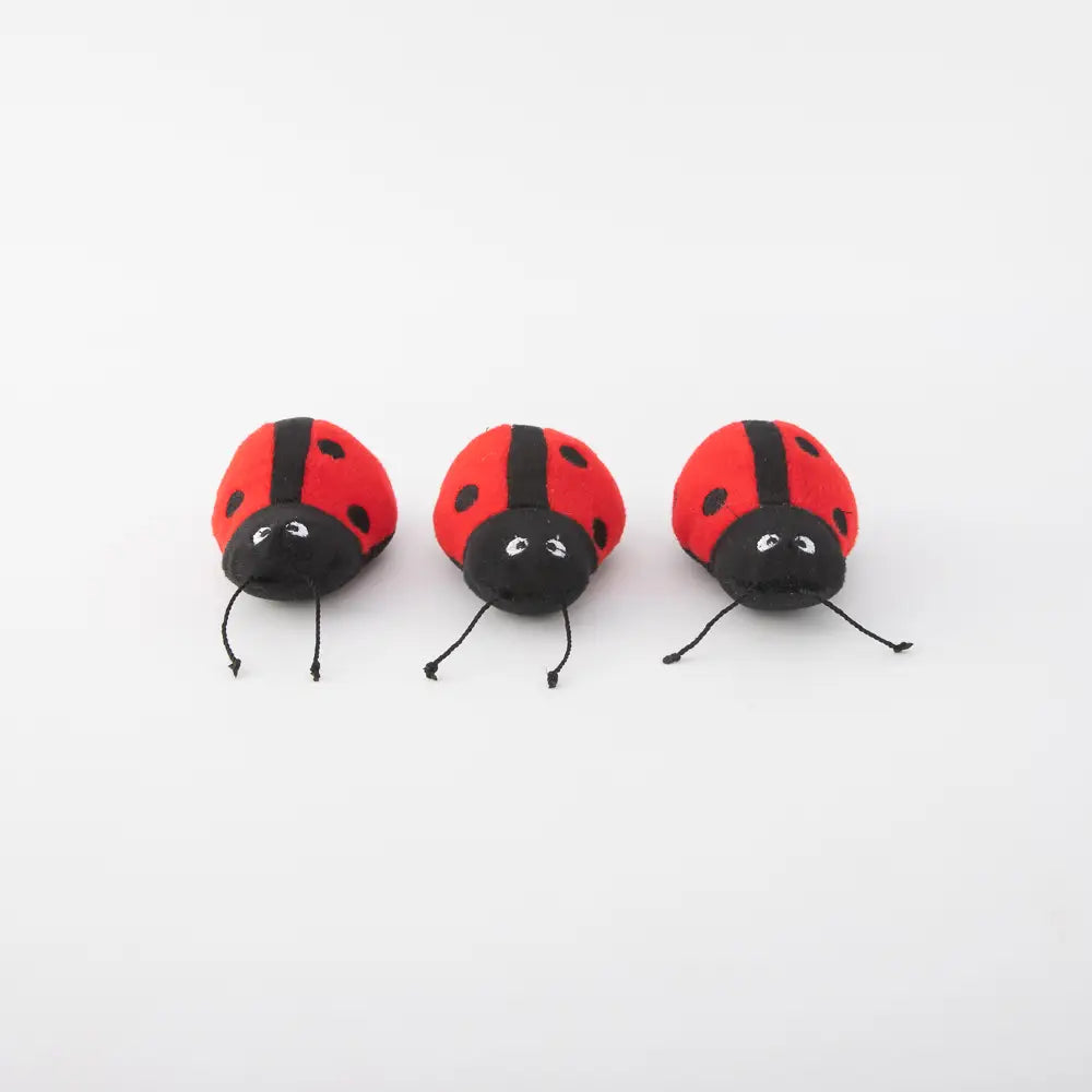 ZippyPaws Burrow Dog Toy - Ladybug in Leaf