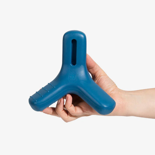 Zee.Dog Tripod Chew Toy