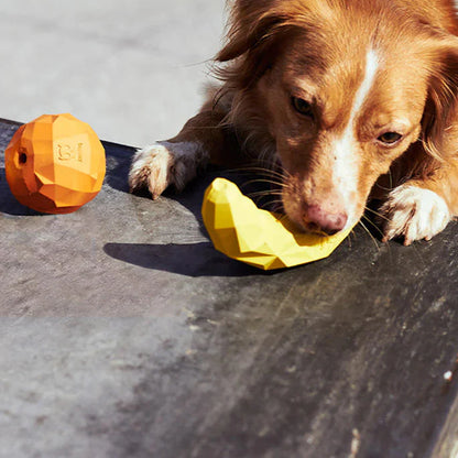 Zee.Dog Super Orange Toy